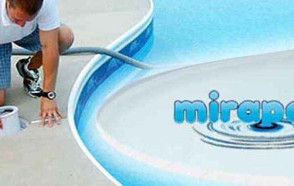 What Are The Benefits Of Hiring Pool Cleaning Services For Maintenance?