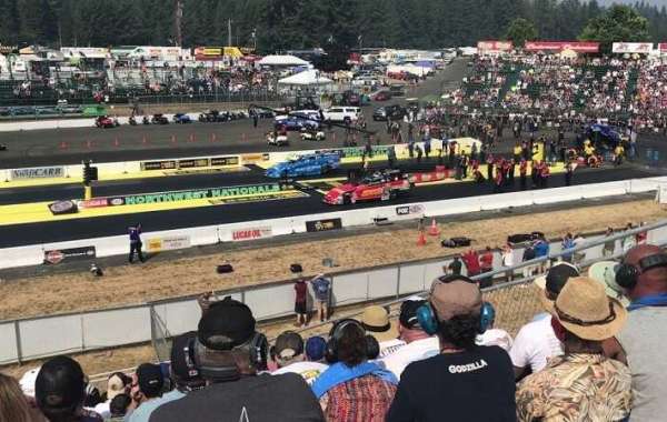 Tickets for the NHRA Northwest Nationals 2022