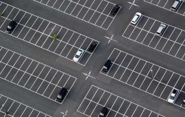 Why Is It Important to Have Car Line Markings in Parking Lots?