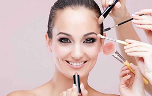 PROFESSIONAL BEAUTY PARLOUR COURSE IN MUMBAI
