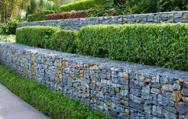 Why Building A Retaining Wall On Your Property Boundary A Smart Move?