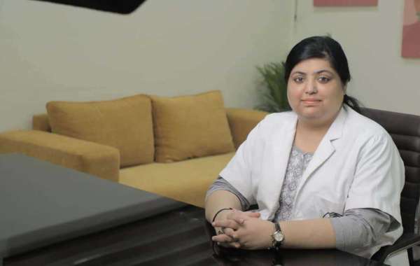 Best Dermatologist in Delhi At Dadu Medical Centre | Dr Nivedita Dadu