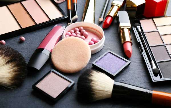 Beauty Supply Shopping Guide: Budget-Friendly Finds